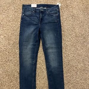 H&M Jeans. New. Skinny size 33